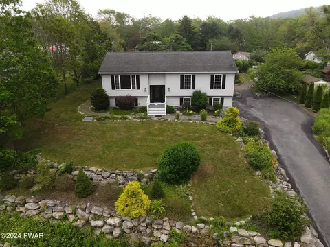 16 Ash St, Port Jervis, NY 12771