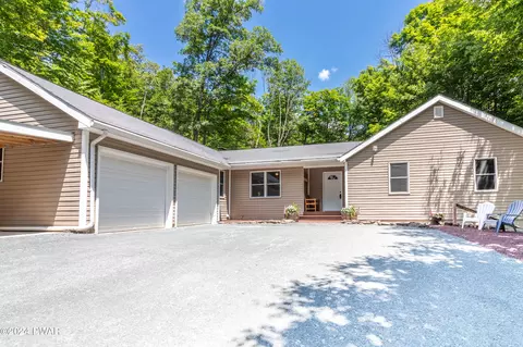 118 Schelbert Rd, Newfoundland, PA 18445