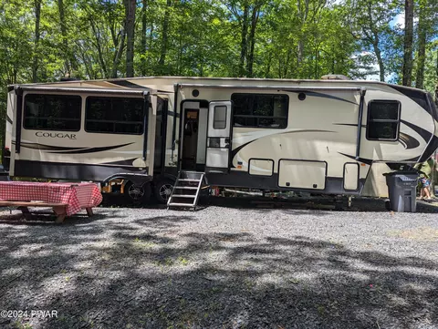 200 Big Bass Dr, Milford, PA 18337