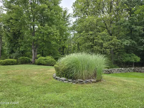 Kiesel Road, Milford, PA 18337