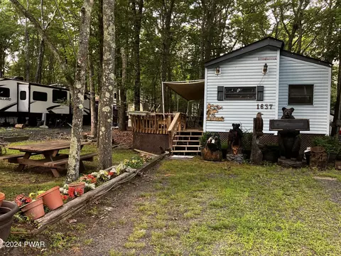 107 Stag Run, Milford, PA 18337