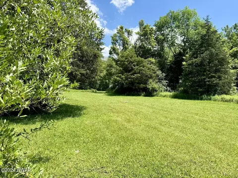 905 Carley Brook Rd, Honesdale, PA 18431