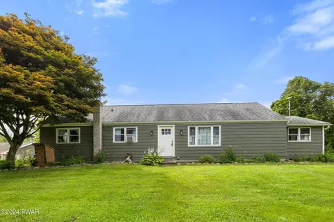 740 Oregon Turnpike Tpke, Honesdale, PA 18431