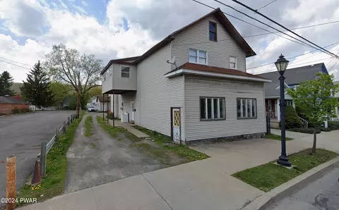 521 Washington Ave, Jermyn, PA 18433