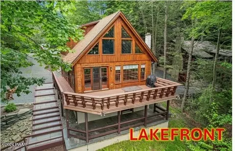 152 N Lake Loop, Lake Ariel, PA 18436