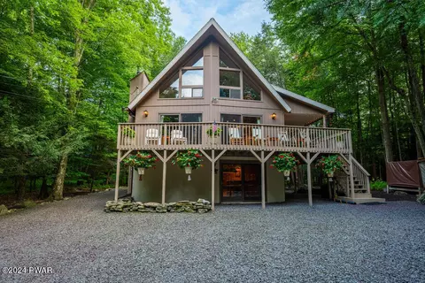 115 Thornwood Ter, Lake Ariel, PA 18436