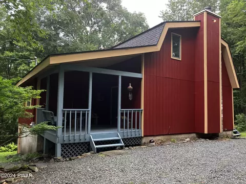 115 Franks Rd, Hawley, PA 18428