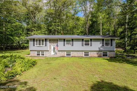 368 Cummins Hill Rd, Milford, PA 18337