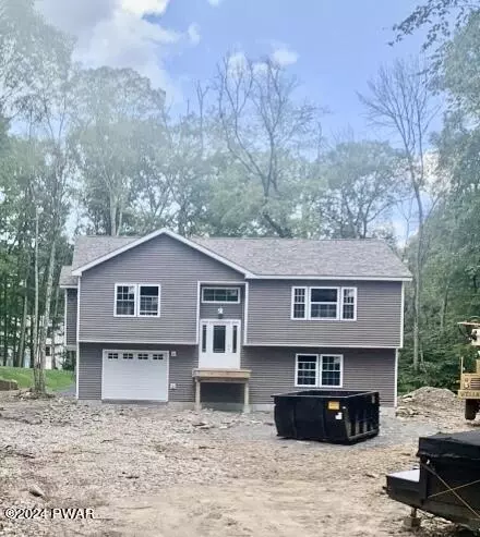 108 Mountain Laurel Ln, Milford, PA 18337