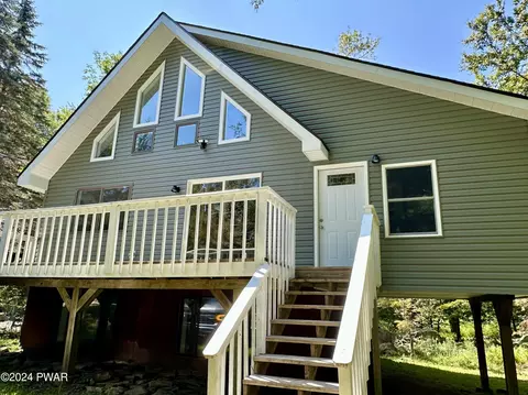 43 Applegate Rd, Lake Ariel, PA 18436