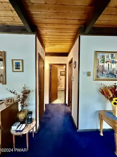 2391 Eagle Path, Bushkill, PA 18324 photo 12