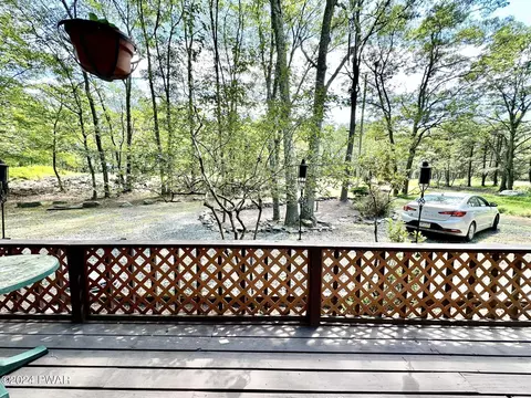 2391 Eagle Path, Bushkill, PA 18324 photo 15