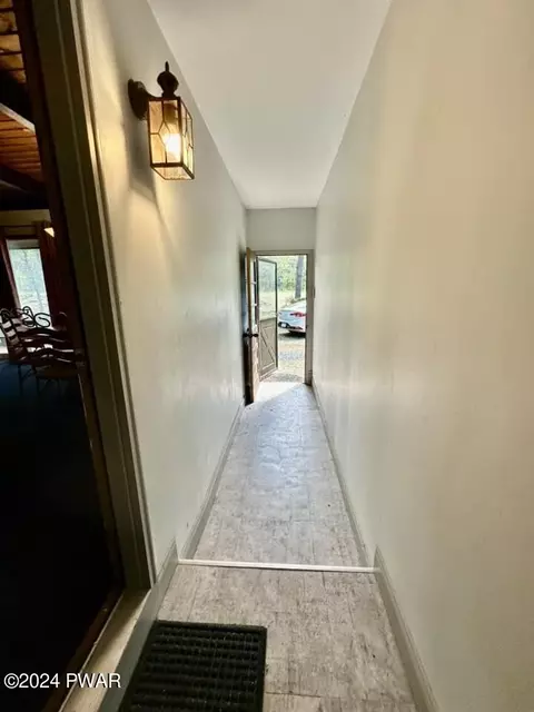 2391 Eagle Path, Bushkill, PA 18324 photo 29