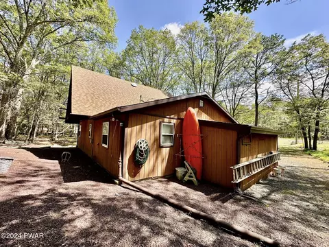 2391 Eagle Path, Bushkill, PA 18324 photo 31