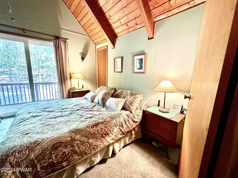 2391 Eagle Path, Bushkill, PA 18324 photo 5