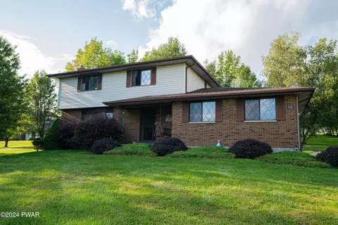 132 Murnin Rd, Lake Ariel, PA 18436