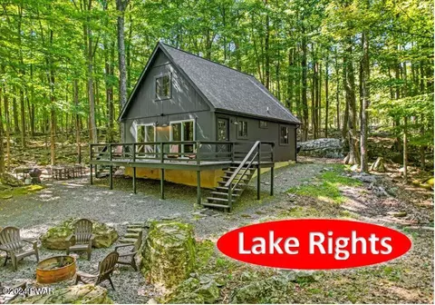 284 E Shore Dr, Hawley, PA 18428