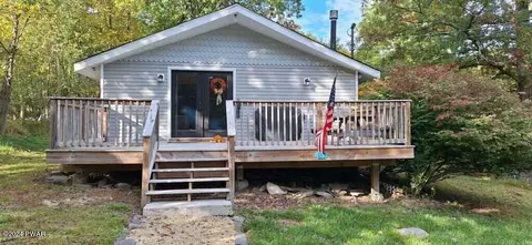 113 Allyson Ln, Shohola, PA 18458