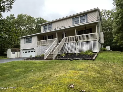 199 Overlook Dr, Milford, PA 18337