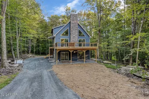 3262 Northgate Rd, Lake Ariel, PA 18436