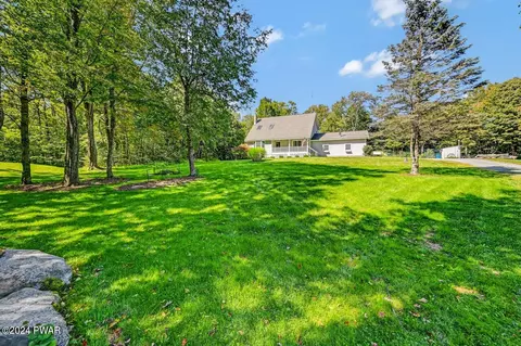 147 155 Highland Trl, Pleasant Mount, PA 18453