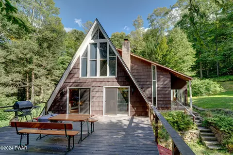1708 Pine Mill Rd, Equinunk, PA 18417