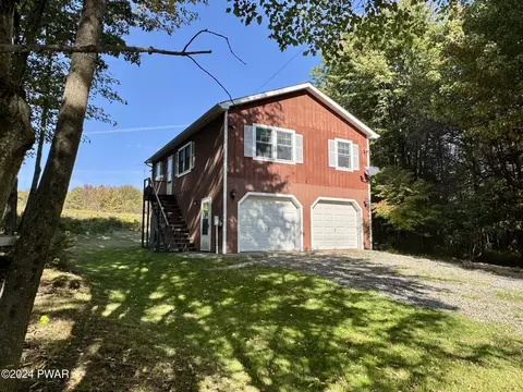 661 S Preston Rd, Lakewood, PA 18439
