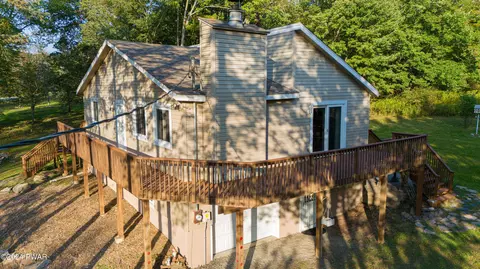 20 Windemere Ln, Lake Ariel, PA 18436