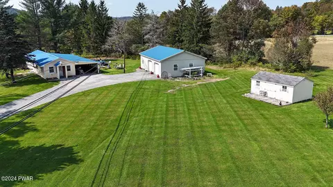 77 Baldwin Hill Rd, Damascus, PA 18415