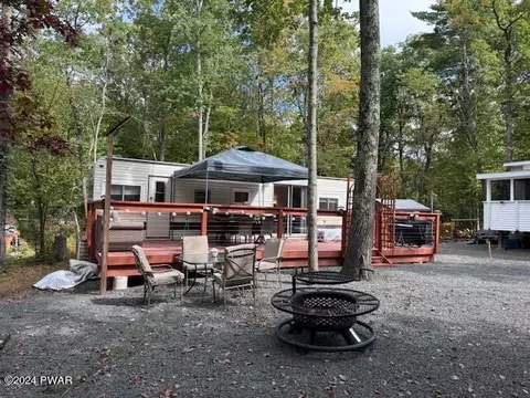 173 Forest Glen Dr, Milford, PA 18337