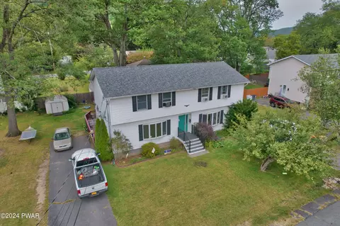 809 Avenue K, Matamoras, PA 18336