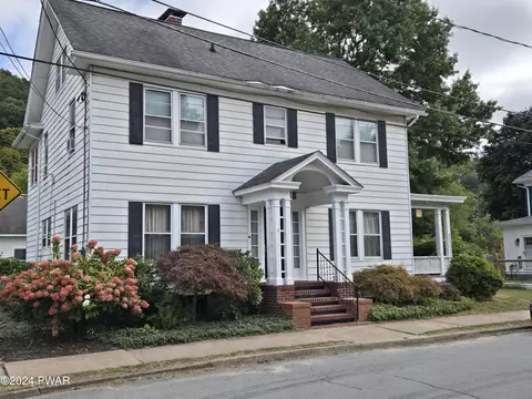 1205 Dyberry Pl, Honesdale, PA 18431