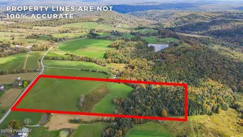 990 Calkins Road Rd, Milanville, PA 18443