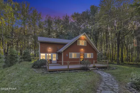 134 Highland Trl, Pleasant Mount, PA 18453