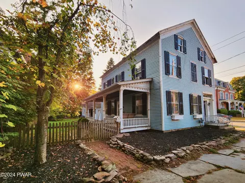 1322 N Main St, Honesdale, PA 18431