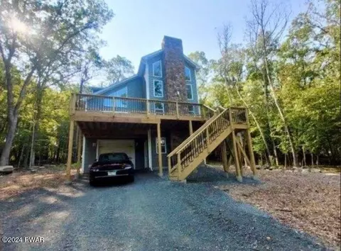 188 Eagle Rock Rd, Lackawaxen, PA 18435
