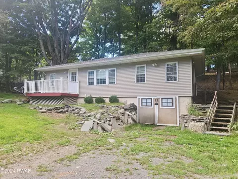 281 Sawkill Rd, Milford, PA 18337