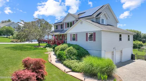 16 Pewter Cir, Chester, NY 10918