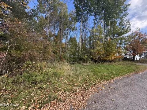 Mountain Rd & Mckinney Rd, Lake Ariel, PA 18436