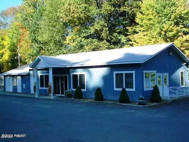  147 Granite Dr, Greentown, PA 18426 photo 27