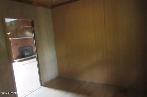 Bedroom - 111 Osprey Cir, Bushkill, PA 18324 photo 1 of 5