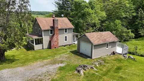 390 Cemetery Rd, Damascus, PA 18415