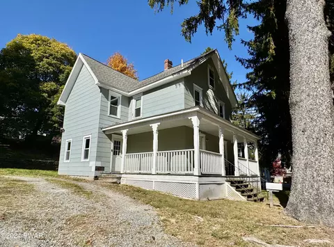 216 Terrace St, Honesdale, PA 18431