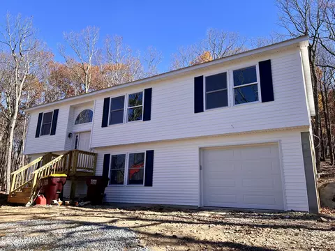188 Vanauken Hill Rd, Milford, PA 18337