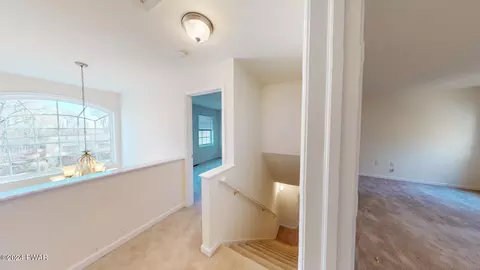 Entry Way - 4365 Pine Ridge Dr, Bushkill, PA 18324 photo 8 of 9