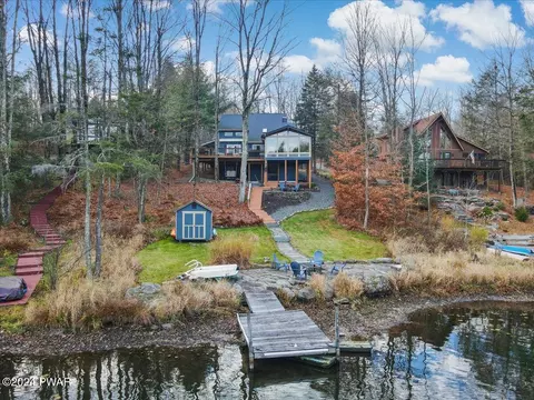 211 Deerfield Rd, Lake Ariel, PA 18436