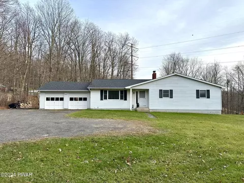 2170 Lake Ariel Hwy, Lake Ariel, PA 18436