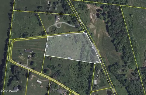 Fords Road, Honesdale, PA 18431