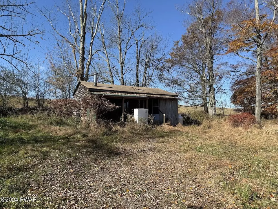  321 Beechnut Dr, Honesdale, PA 18431 photo 10