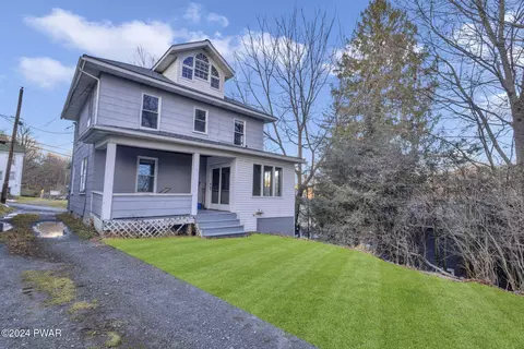 110 Russell St, Honesdale, PA 18431